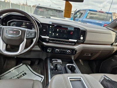 2022 GMC Sierra 1500 Crew Cab Short Box 4-Wheel Drive SLT