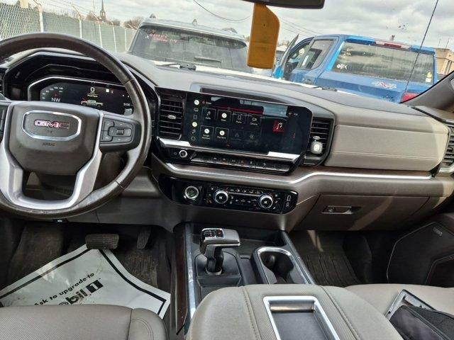 2022 GMC Sierra 1500 Crew Cab Short Box 4-Wheel Drive SLT