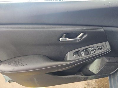 2024 Nissan Sentra SV CVT
