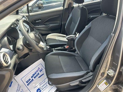 2023 Nissan Versa SV CVT
