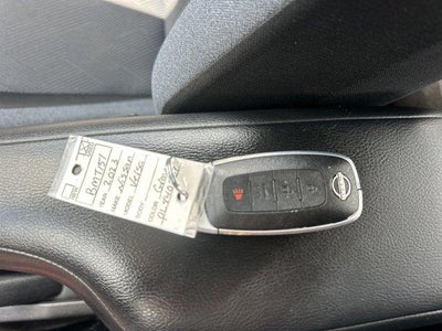 2023 Nissan Versa SV CVT