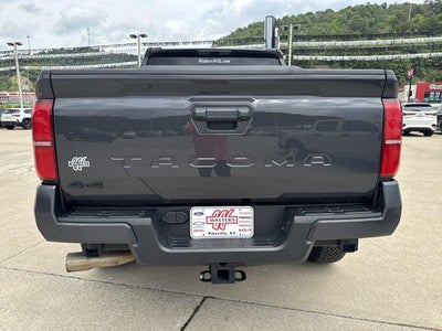 2024 Toyota Tacoma 4WD 4WD TRD Off Road Double Cab 5' Bed AT (Natl)
