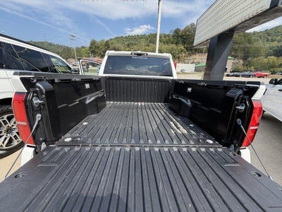 2025 Toyota Tacoma 4WD 4WD TRD Sport Double Cab 5' Bed AT (Natl)
