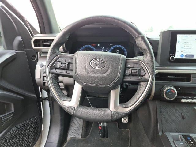 2025 Toyota Tacoma 4WD 4WD TRD Sport Double Cab 5' Bed AT (Natl)