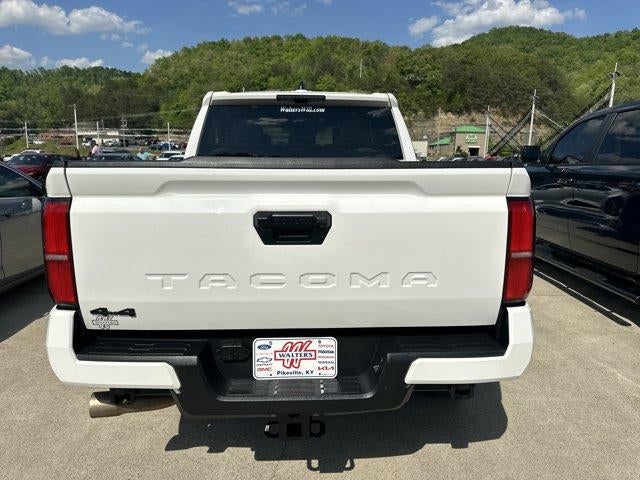 2024 Toyota Tacoma 4WD 4WD TRD Off Road Double Cab 5' Bed AT (Natl)