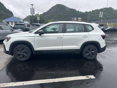 2025 Volkswagen Taos S FWD