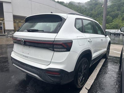 2025 Volkswagen Taos S FWD