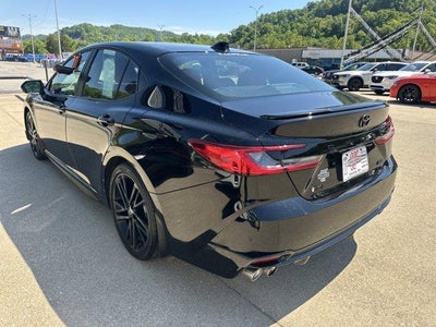 2025 Toyota Camry LE (Natl)
