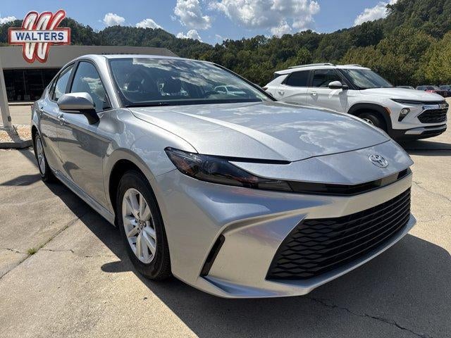 2025 Toyota Camry LE (Natl)