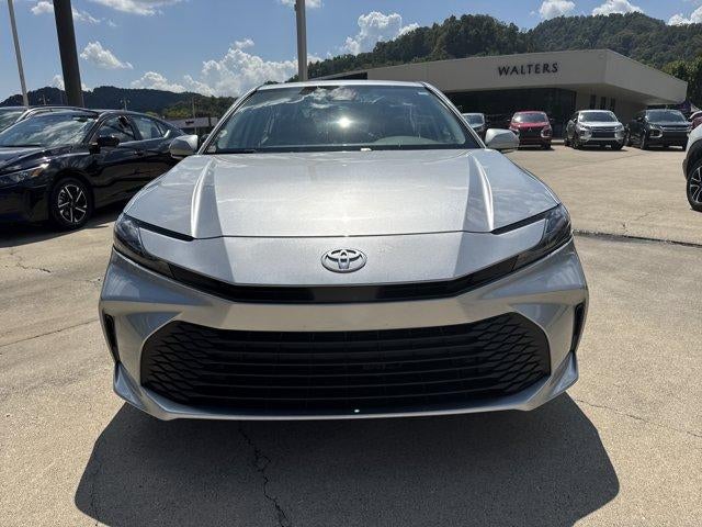 2025 Toyota Camry LE (Natl)