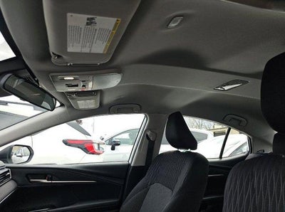 2025 Toyota Camry LE (SE)