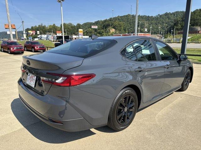 2025 Toyota Camry LE (Natl)