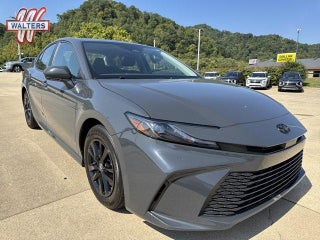 2025 Toyota Camry LE (Natl)
