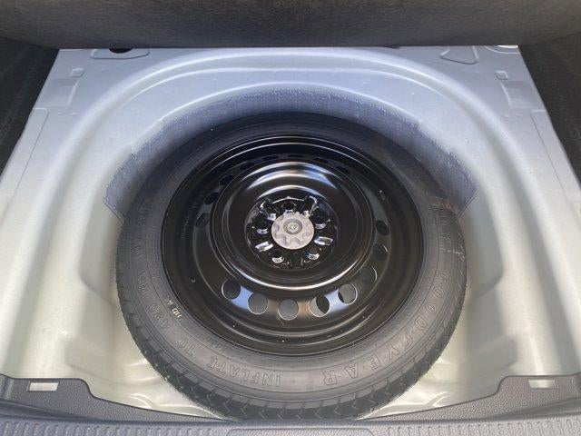 2023 Toyota Camry SE Auto (SE)