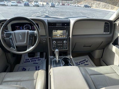 2016 Lincoln Navigator 4dr 3.5L V6 4WD Select