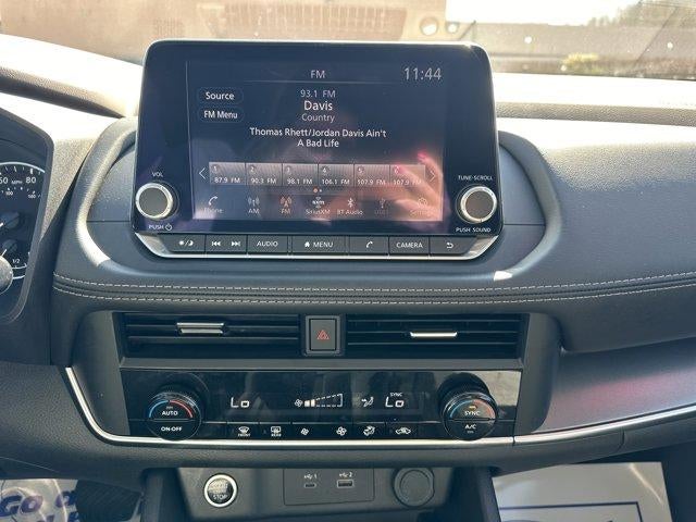 2023 Nissan Rogue AWD SV