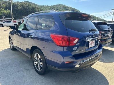 2019 Nissan Pathfinder 4x4 SV
