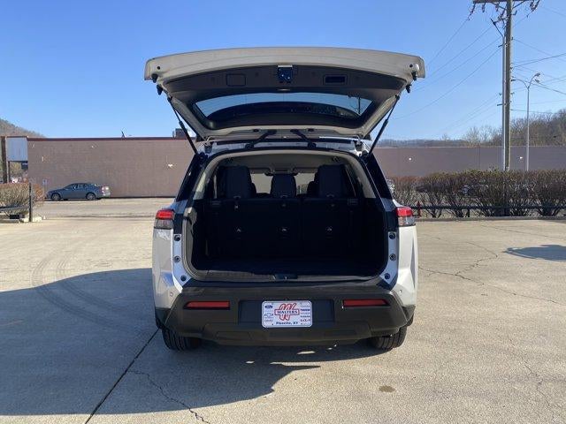 2024 Nissan Pathfinder S 4WD