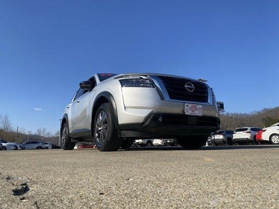 2024 Nissan Pathfinder S 4WD