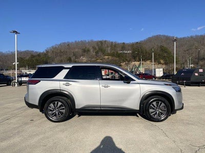 2024 Nissan Pathfinder S 4WD