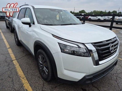 2025 Nissan Pathfinder SV 4WD