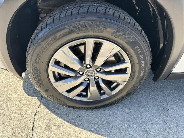 2025 Nissan Pathfinder SV 4WD