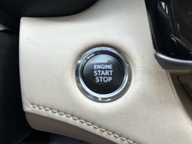 2023 Toyota Highlander XLE FWD (Natl)