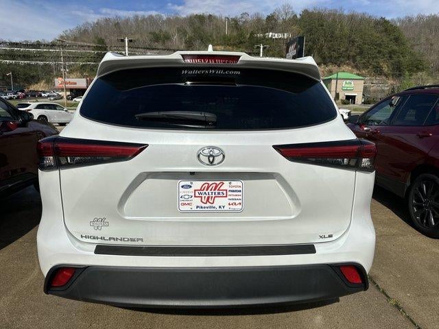 2023 Toyota Highlander XLE FWD (Natl)
