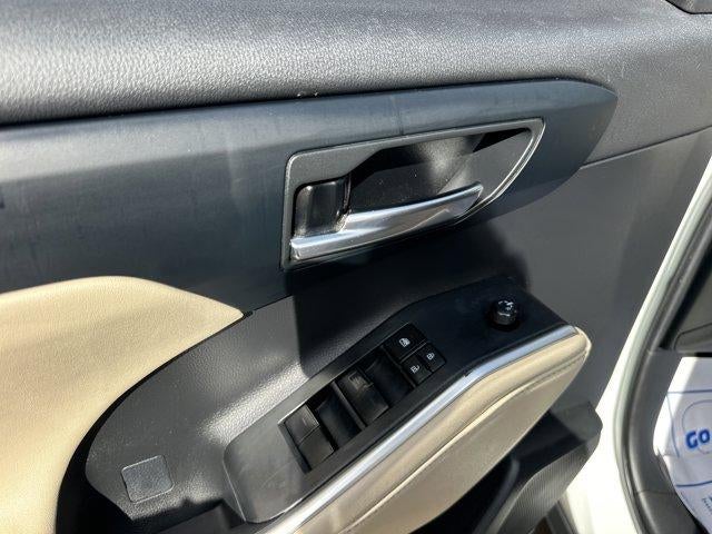 2023 Toyota Highlander XLE FWD (Natl)