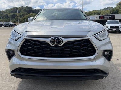 2025 Toyota Highlander LE AWD (Natl)