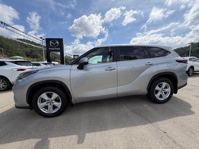 2025 Toyota Highlander LE AWD (Natl)