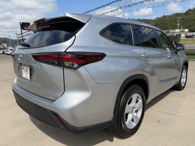 2025 Toyota Highlander LE AWD (Natl)