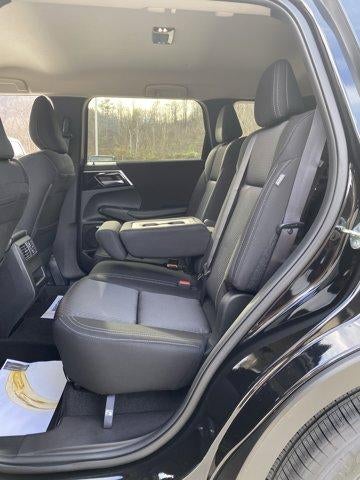 2026 Mitsubishi Outlander ES FWD