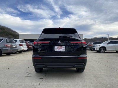 2026 Mitsubishi Outlander ES FWD