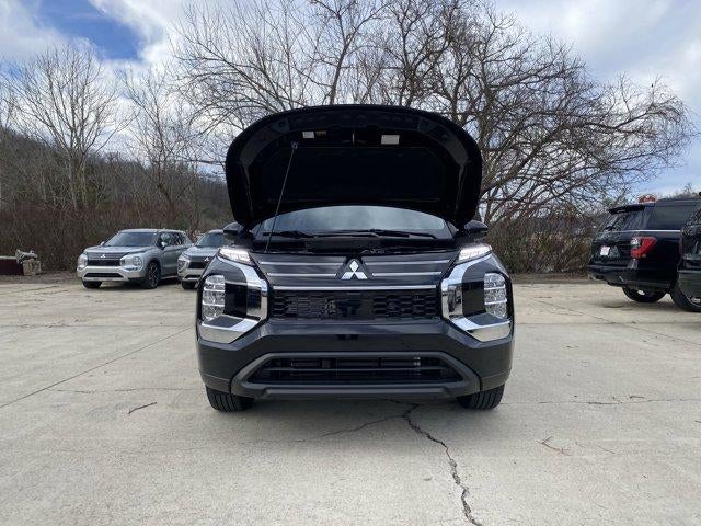 2026 Mitsubishi Outlander ES FWD