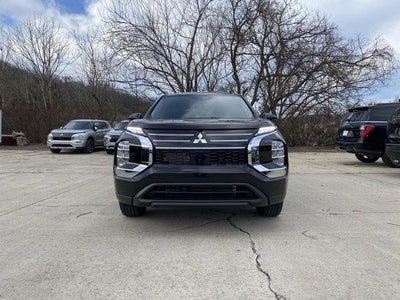 2026 Mitsubishi Outlander ES FWD