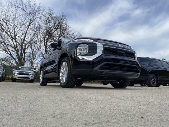 2026 Mitsubishi Outlander ES FWD