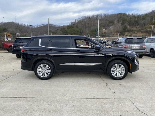 2026 Mitsubishi Outlander ES FWD