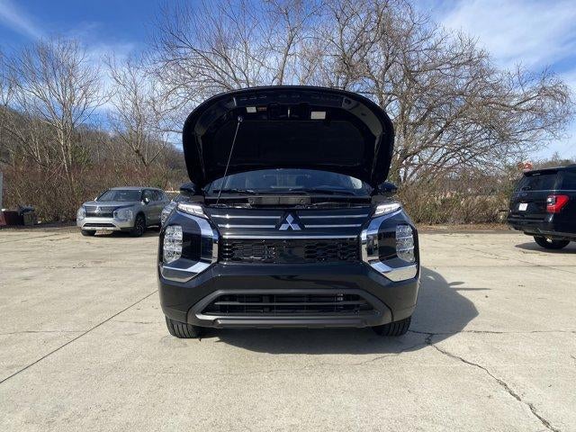 2026 Mitsubishi Outlander ES FWD