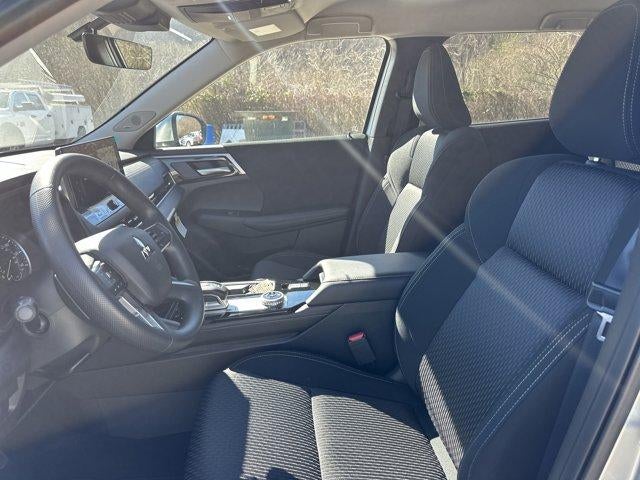 2026 Mitsubishi Outlander ES S-AWC