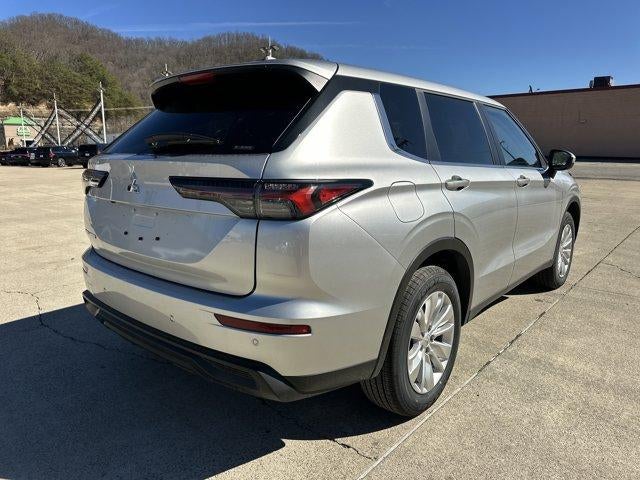 2026 Mitsubishi Outlander ES S-AWC