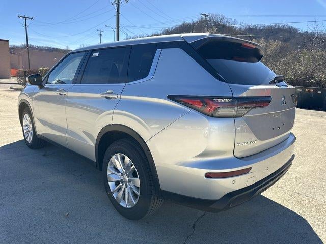 2026 Mitsubishi Outlander ES S-AWC