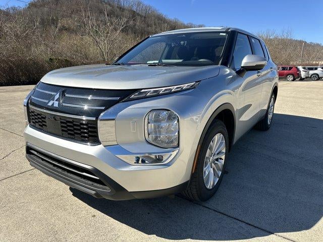 2026 Mitsubishi Outlander ES S-AWC