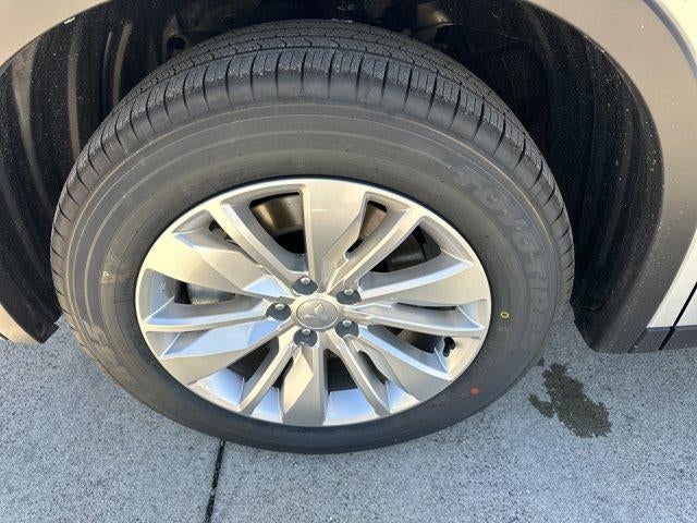 2026 Mitsubishi Outlander ES S-AWC