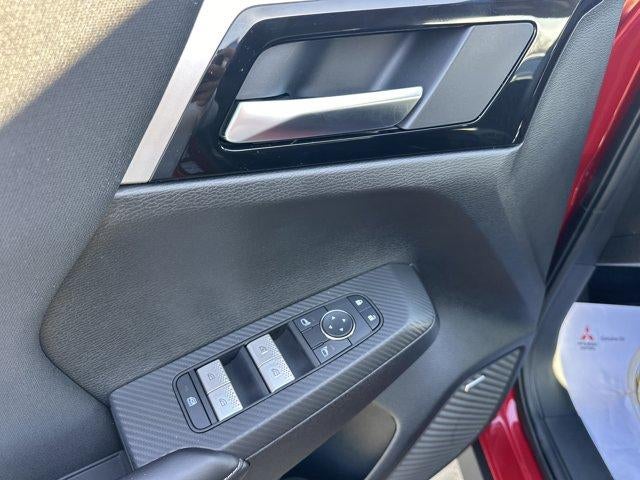 2026 Mitsubishi Outlander ES S-AWC