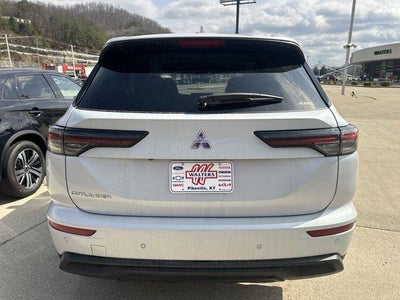 2026 Mitsubishi Outlander ES S-AWC