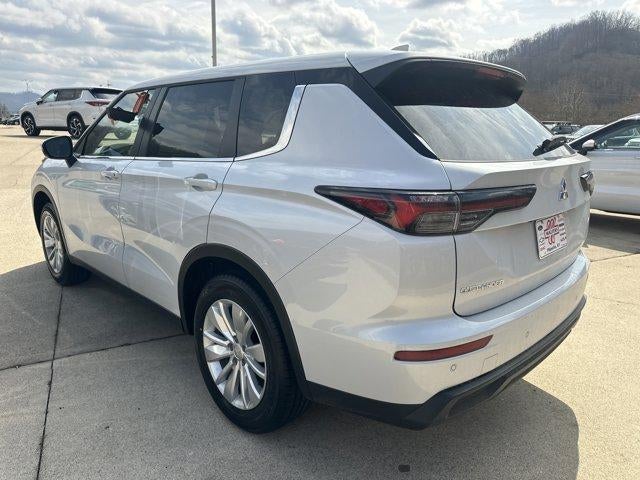 2026 Mitsubishi Outlander ES S-AWC