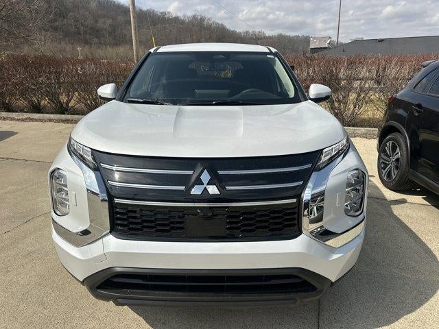 2026 Mitsubishi Outlander ES S-AWC