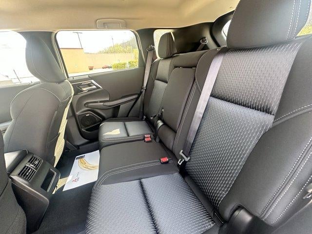 2026 Mitsubishi Outlander ES S-AWC