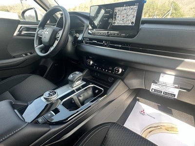 2026 Mitsubishi Outlander ES S-AWC